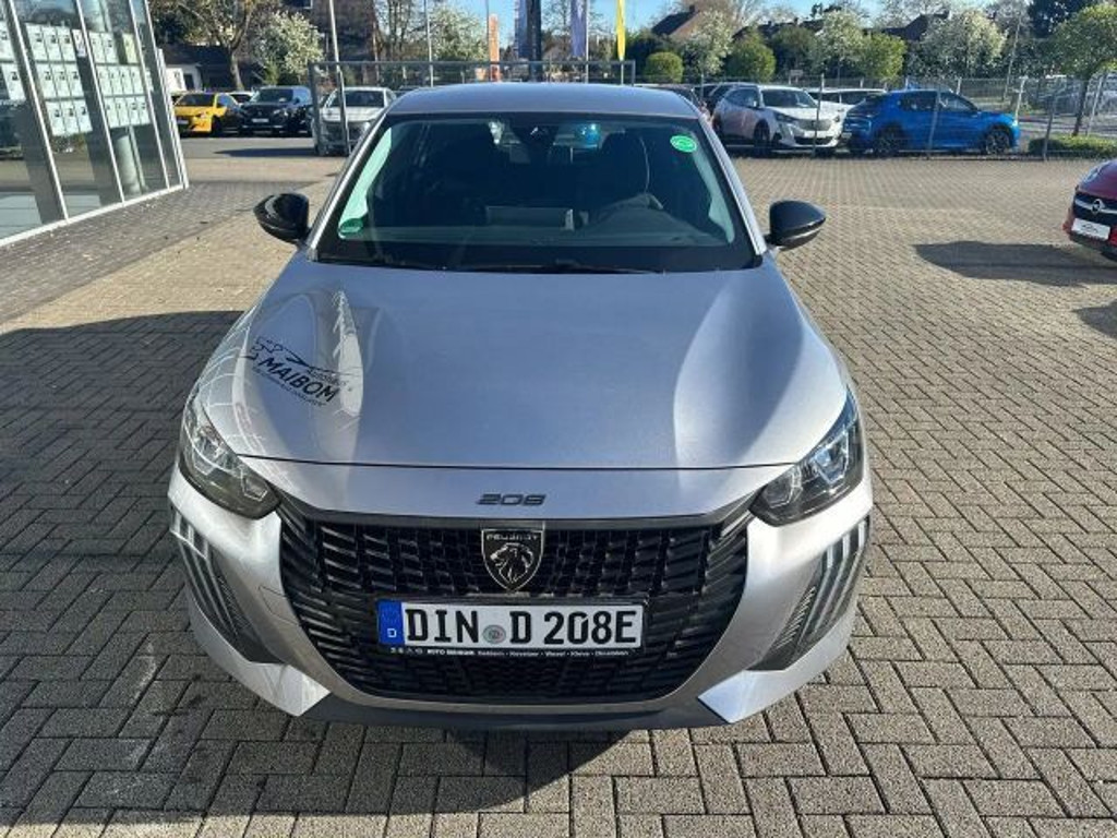Peugeot e-208