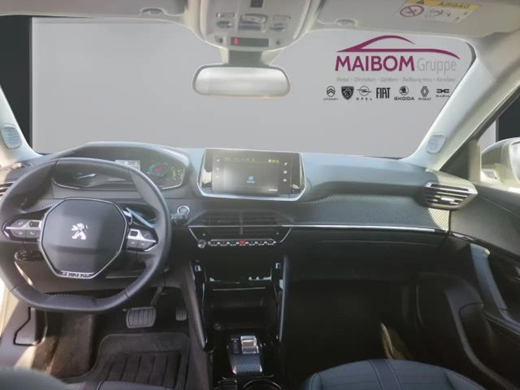 Peugeot e-2008