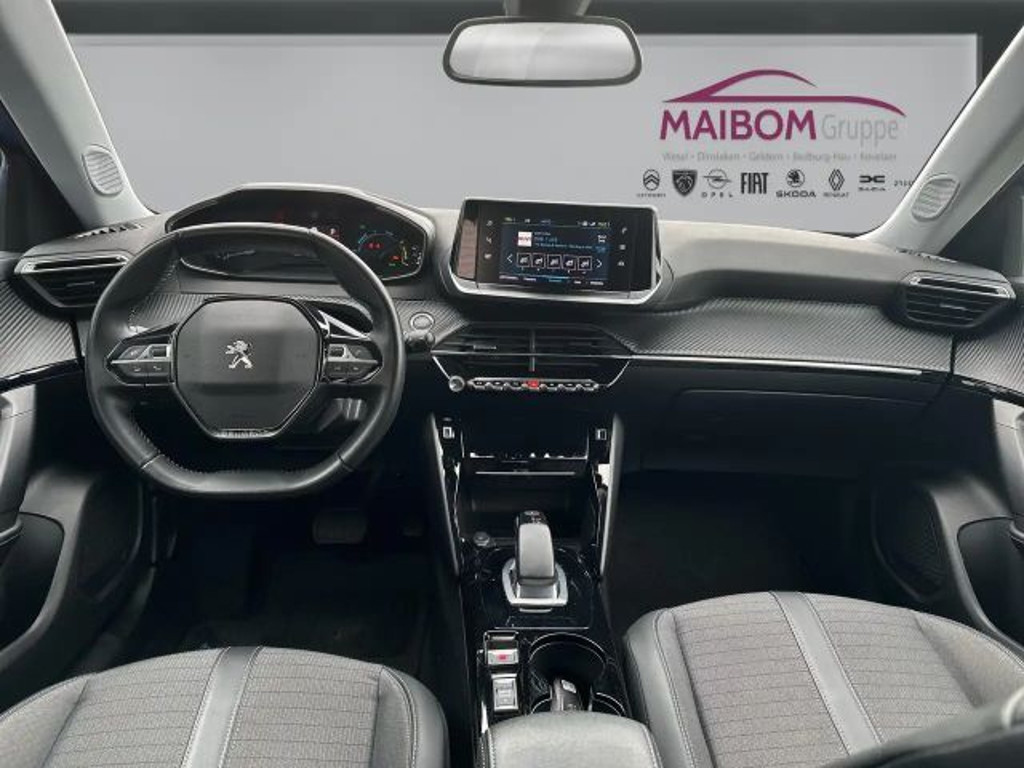 Peugeot e-2008