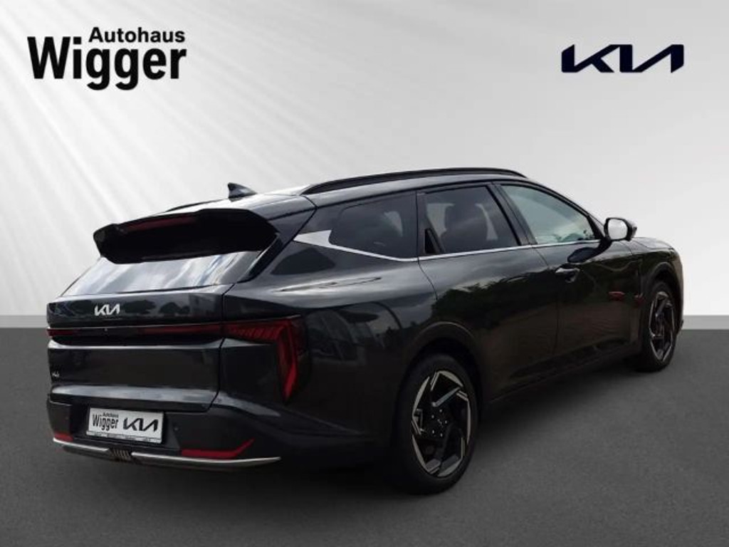 Kia K4