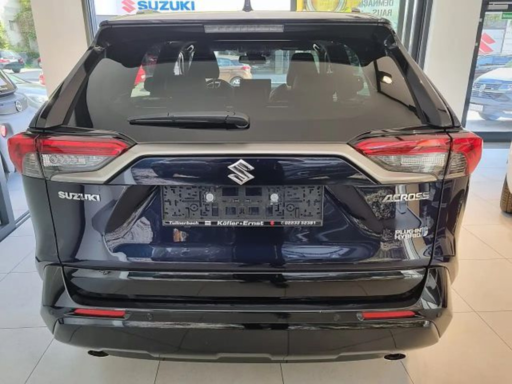 Suzuki Across