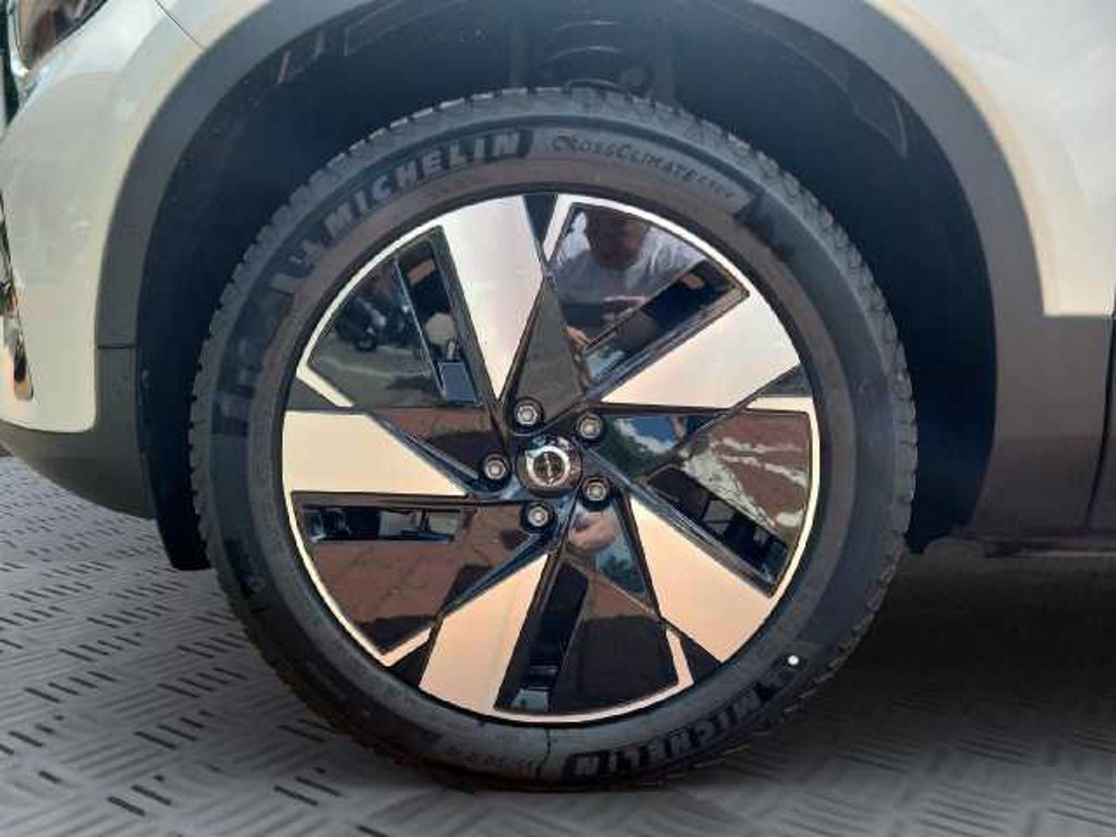 Volvo C40