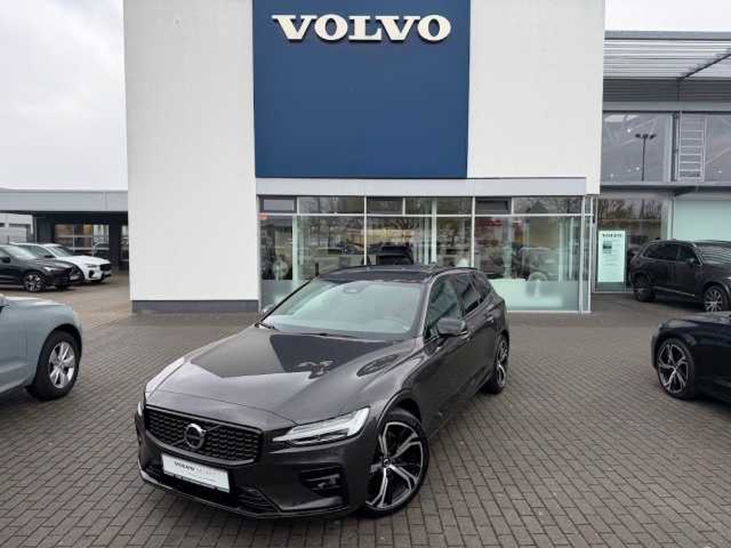 Volvo V60 Plus Dark