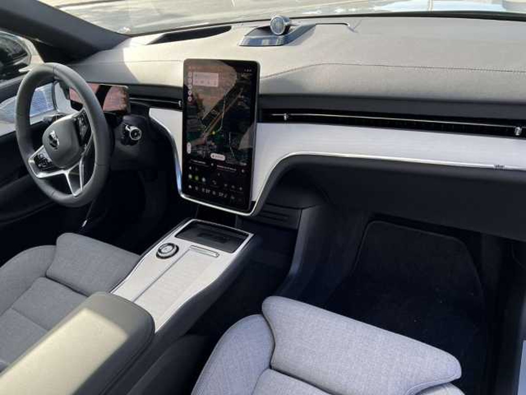 Volvo EX90