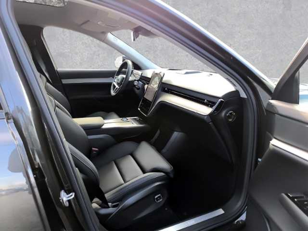 Volvo EX90