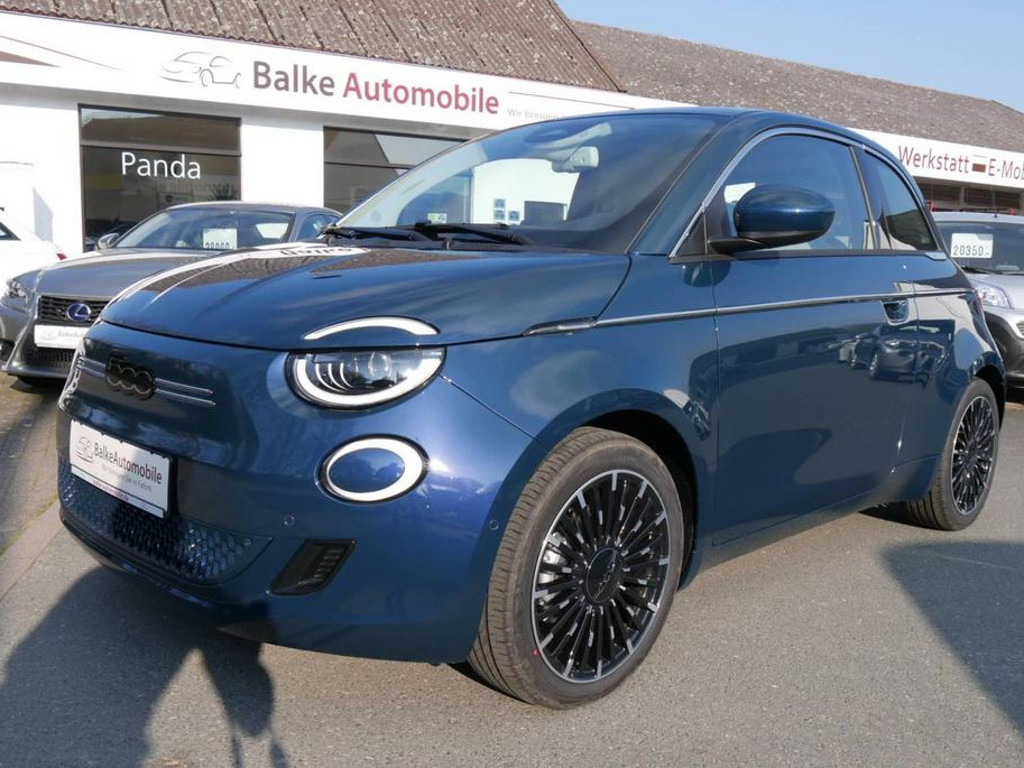 Fiat 500e La Prima by Bocelli