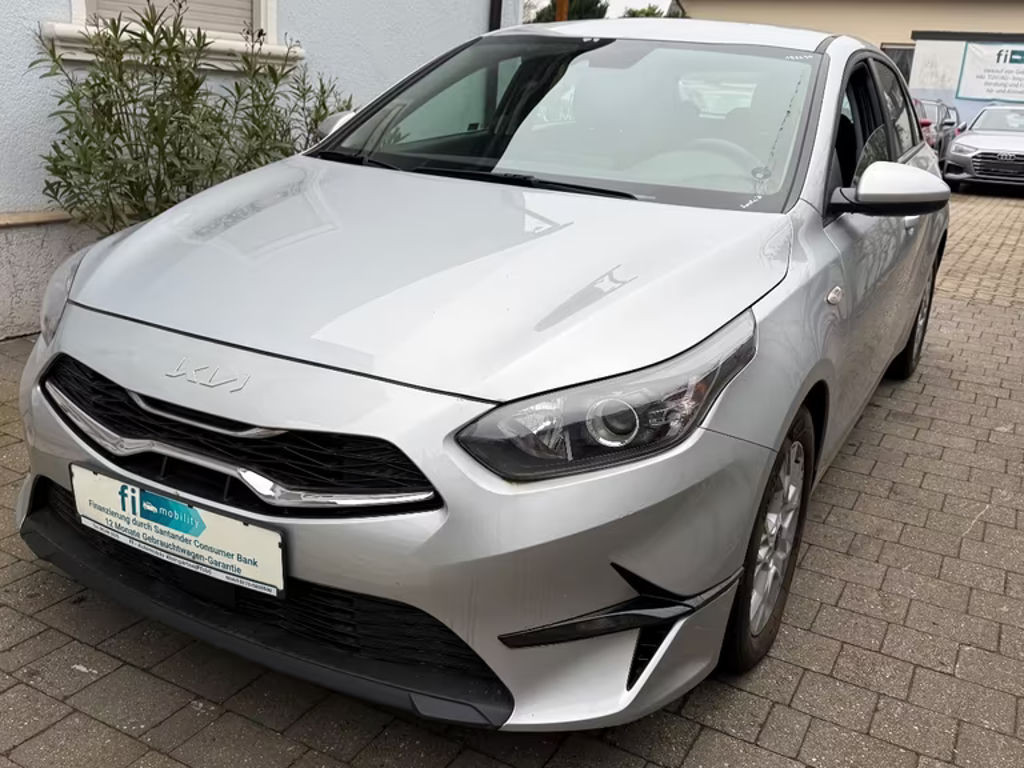 Kia Ceed NaviCarplay Sitzheizung Kamera