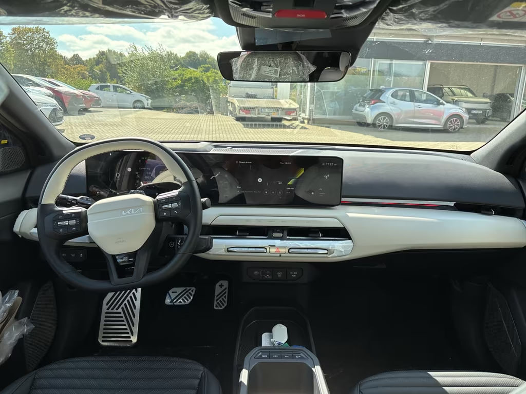 Kia EV4
