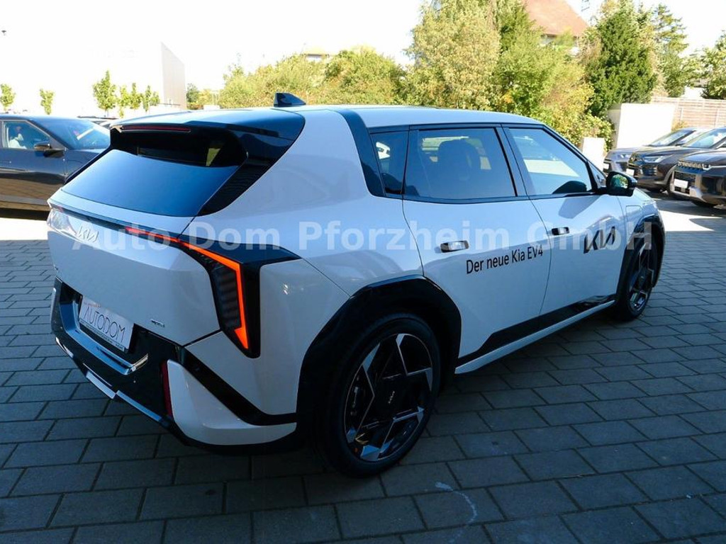 Kia EV4