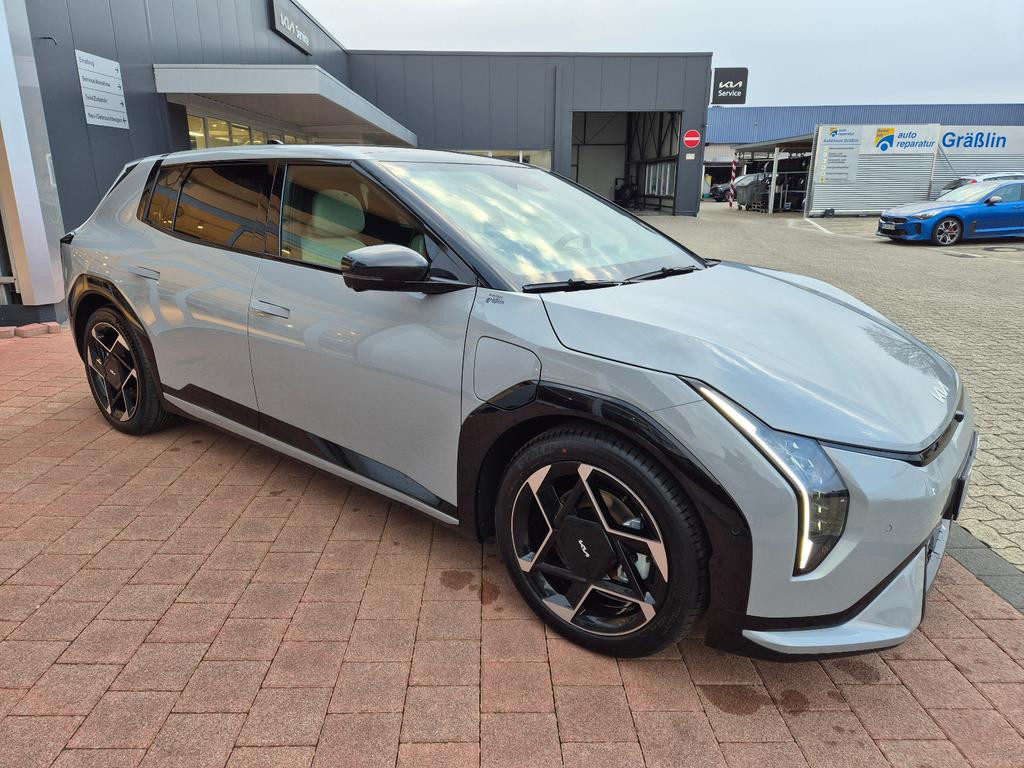 Kia EV4