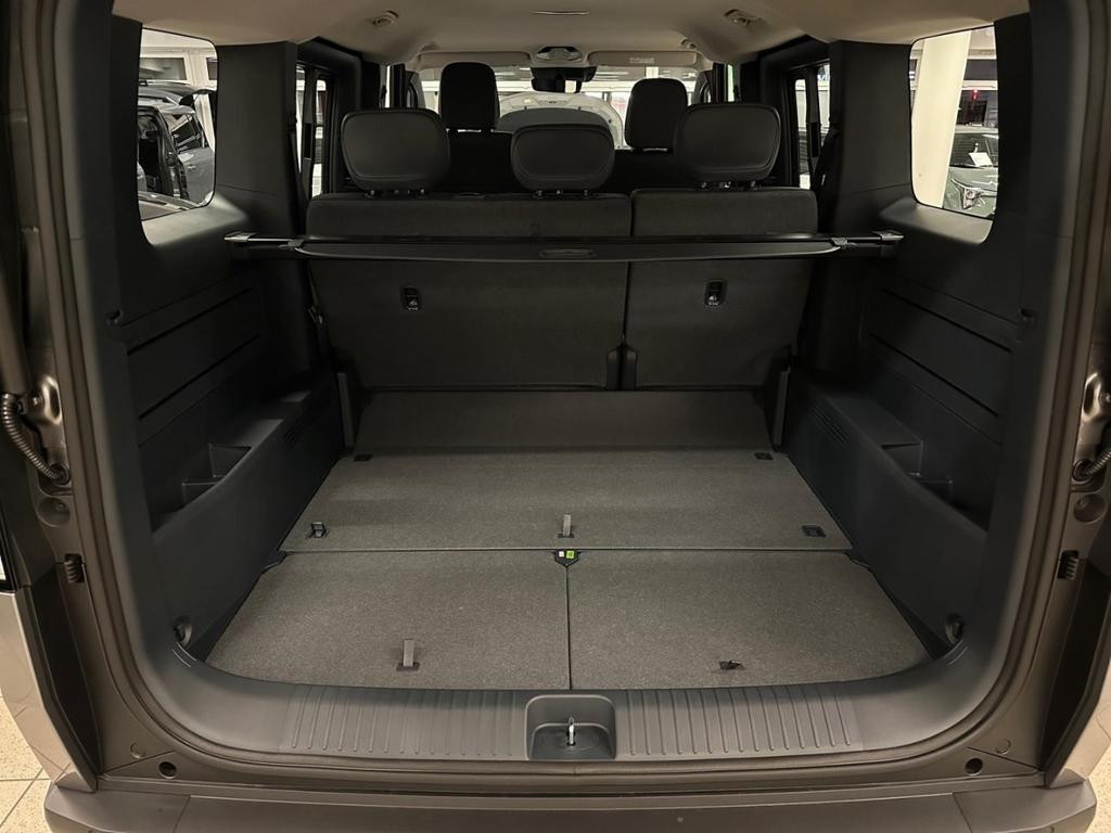 Kia PV5 Passenger