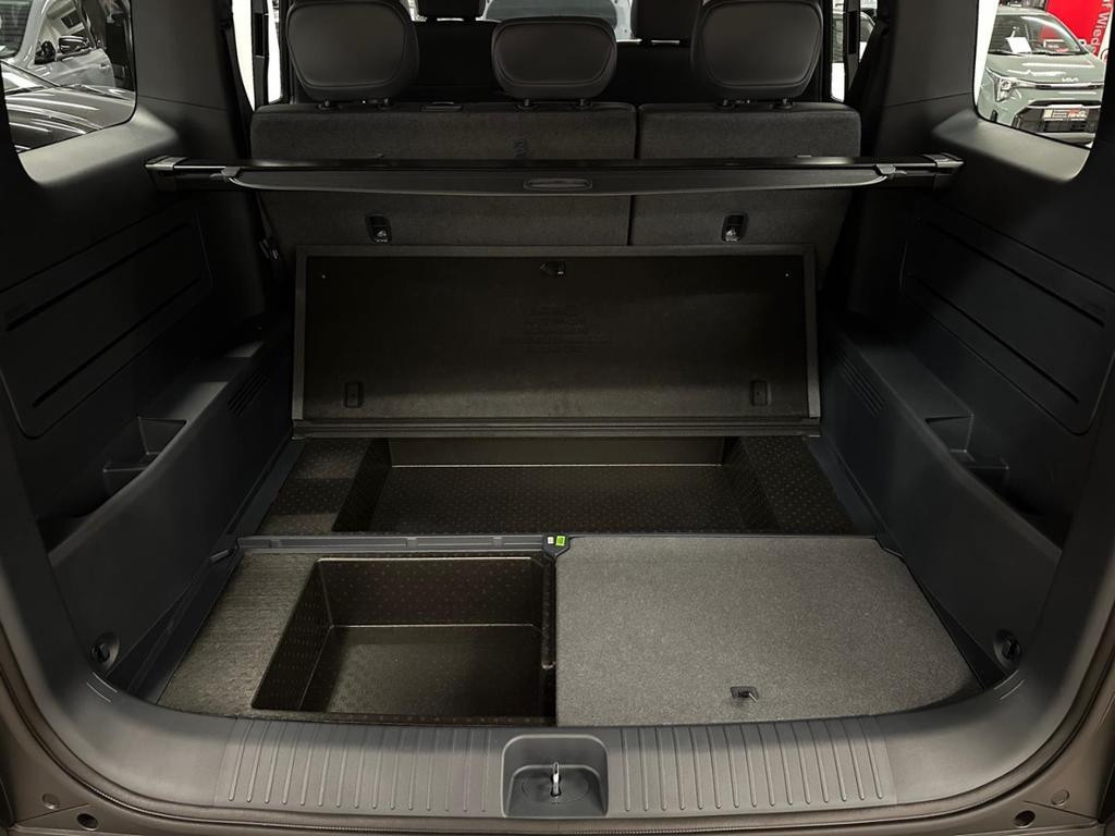 Kia PV5 Passenger