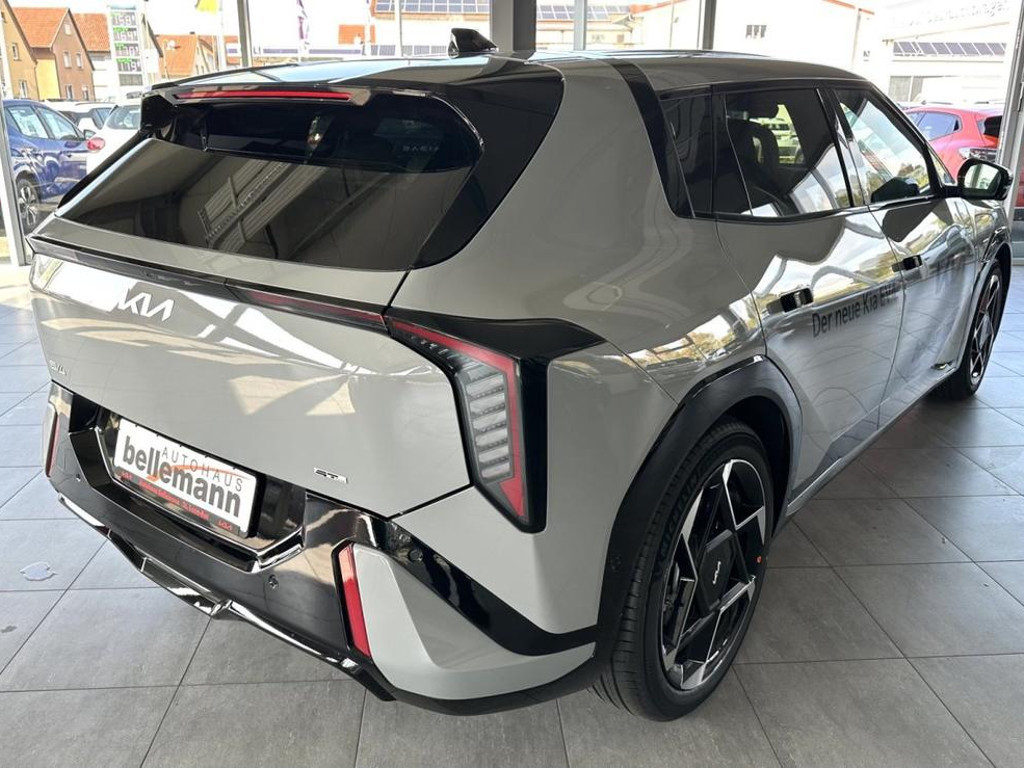 Kia EV4