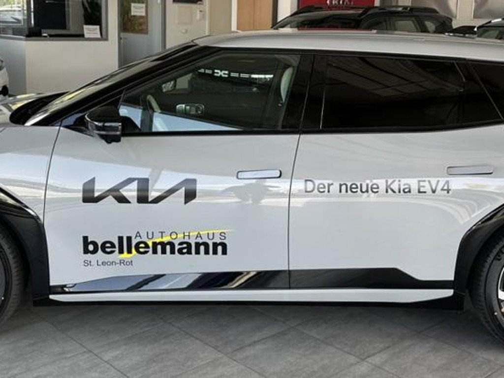 Kia EV4