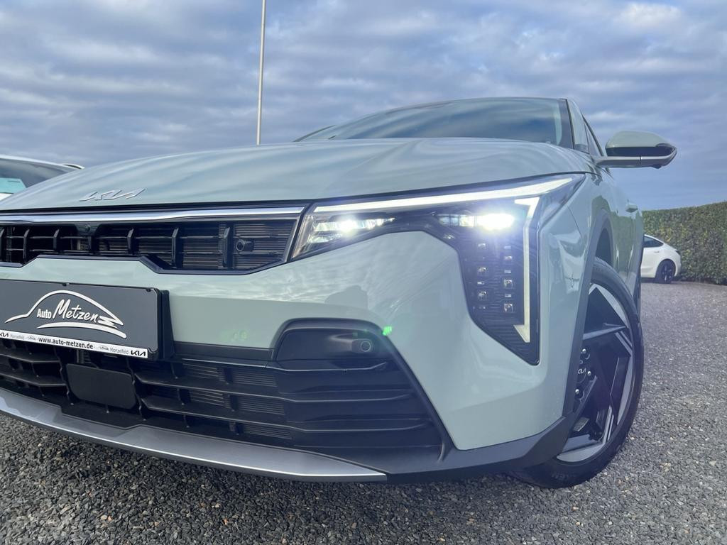 Kia K4