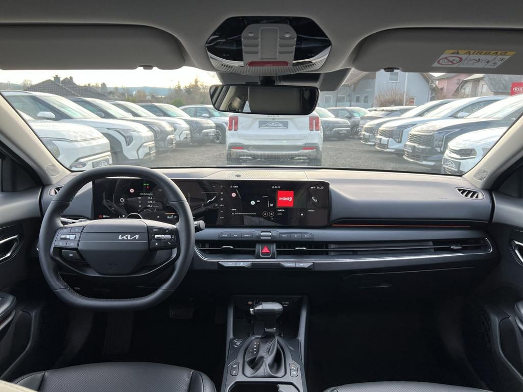 Kia K4