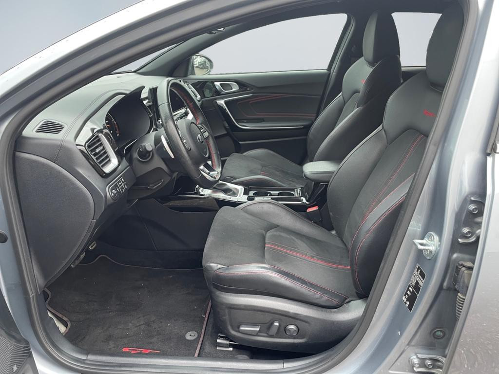 Kia ProCeed