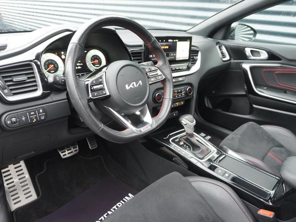 Kia ProCeed