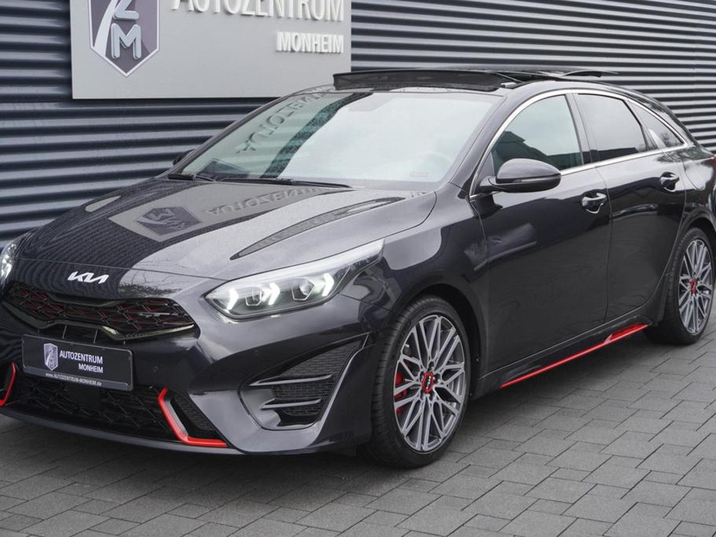 Kia ProCeed