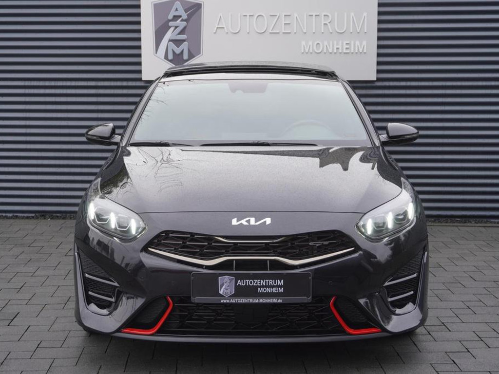 Kia ProCeed