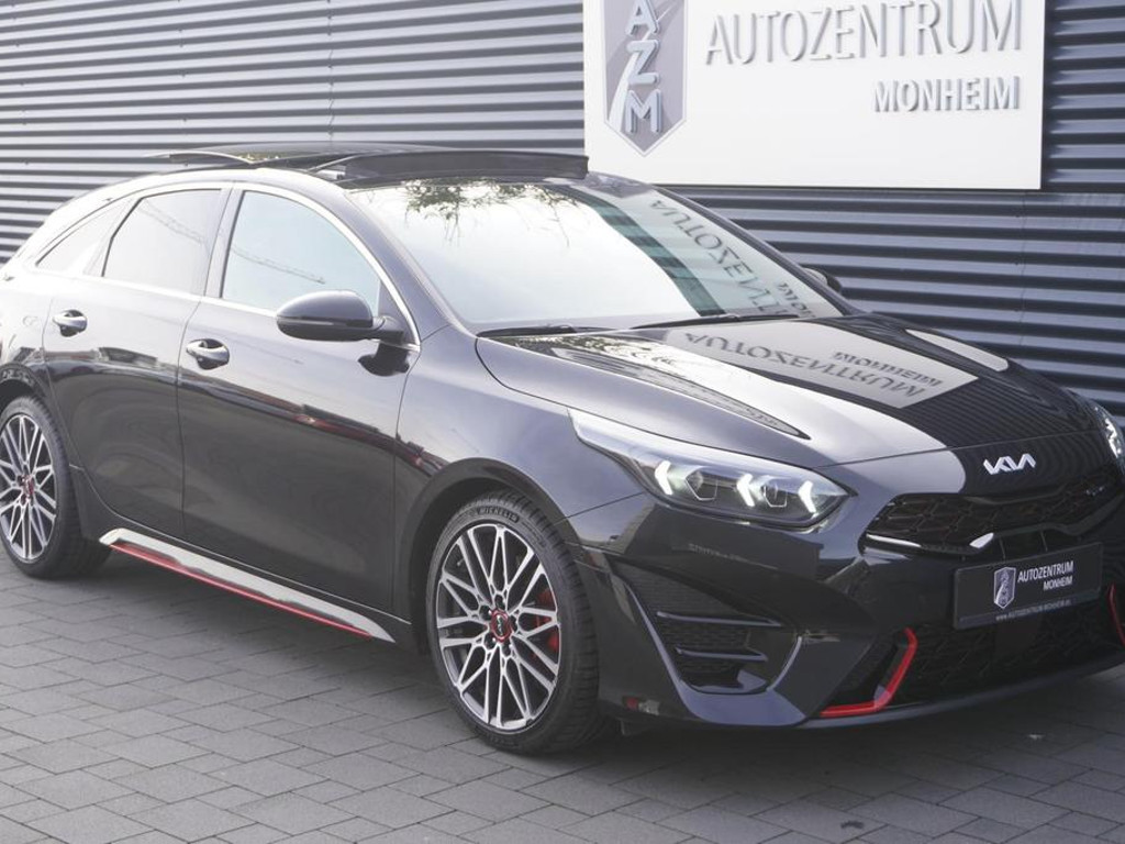 Kia ProCeed