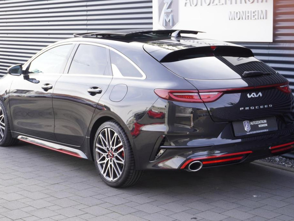 Kia ProCeed
