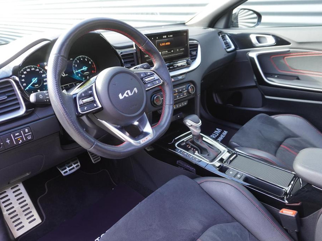 Kia ProCeed
