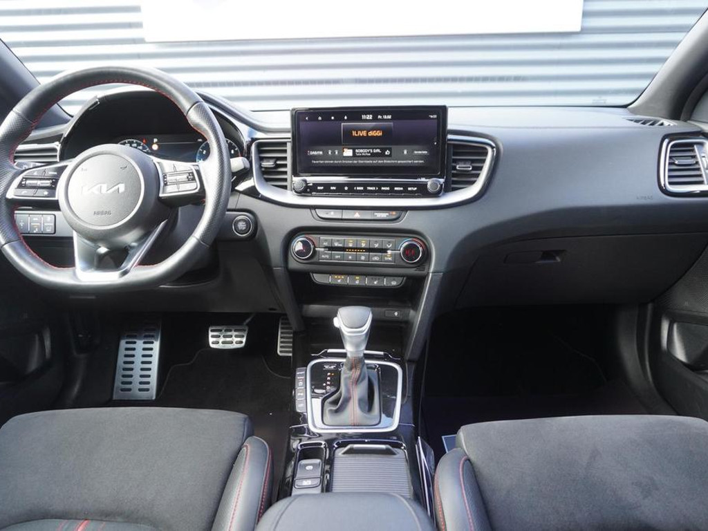 Kia ProCeed