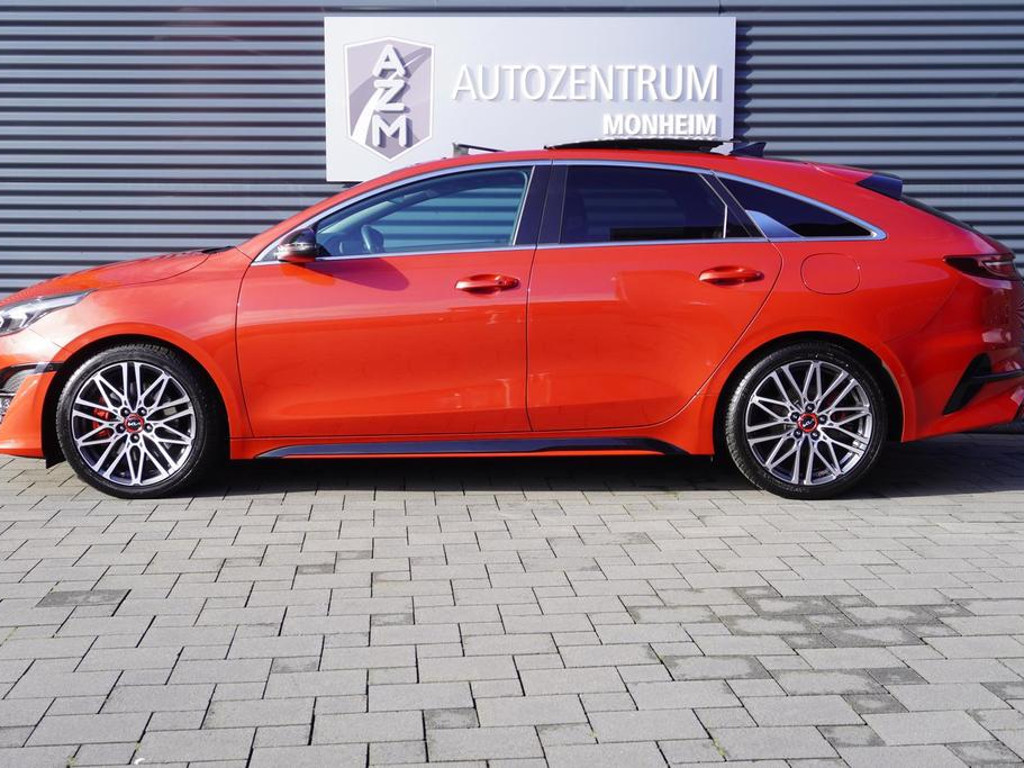 Kia ProCeed