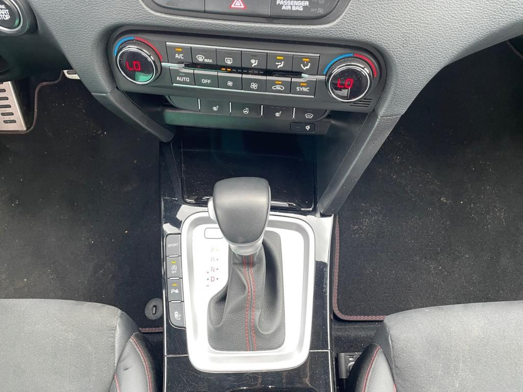 Kia ProCeed
