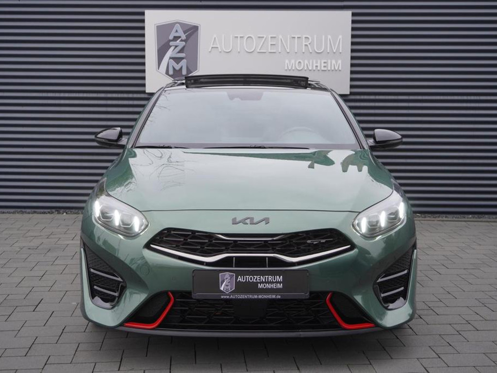Kia ProCeed