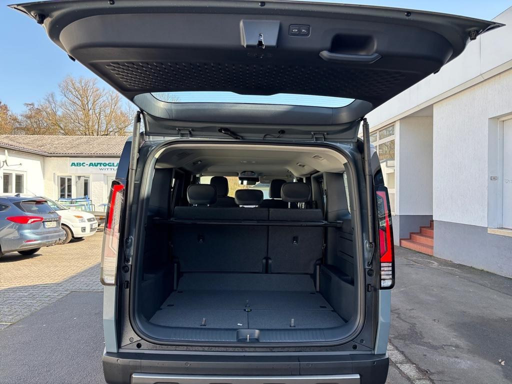 Kia PV5 Passenger