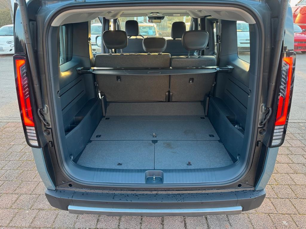 Kia PV5 Passenger