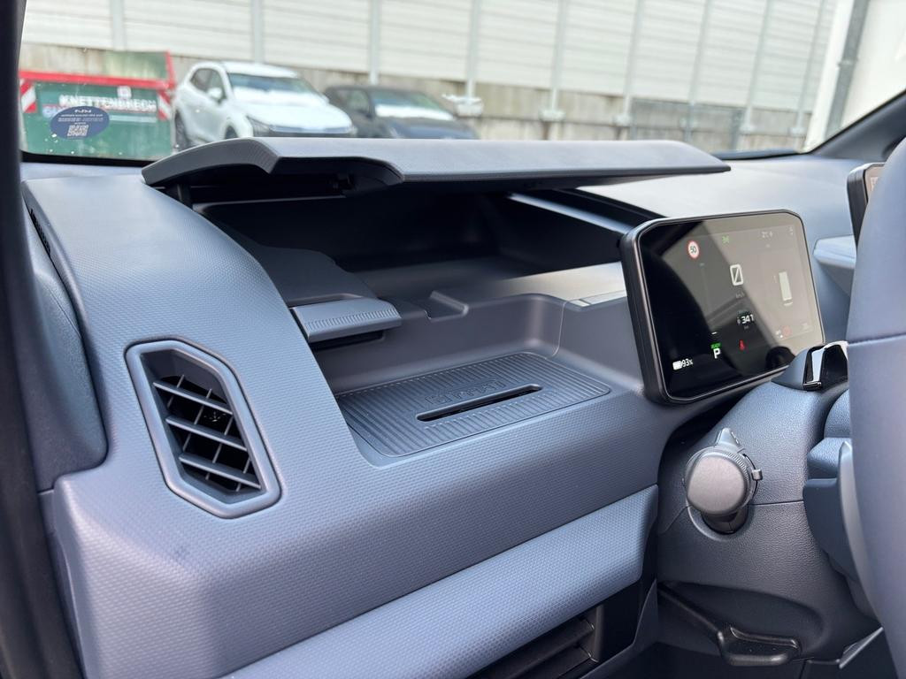 Kia PV5 Passenger