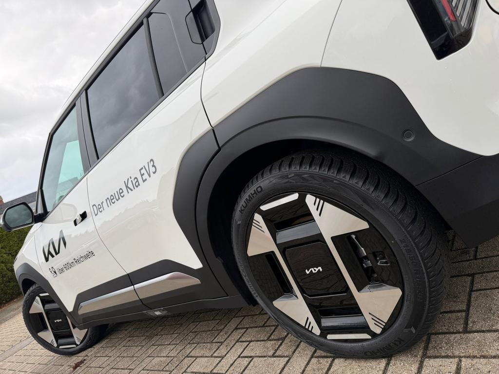 Kia EV3