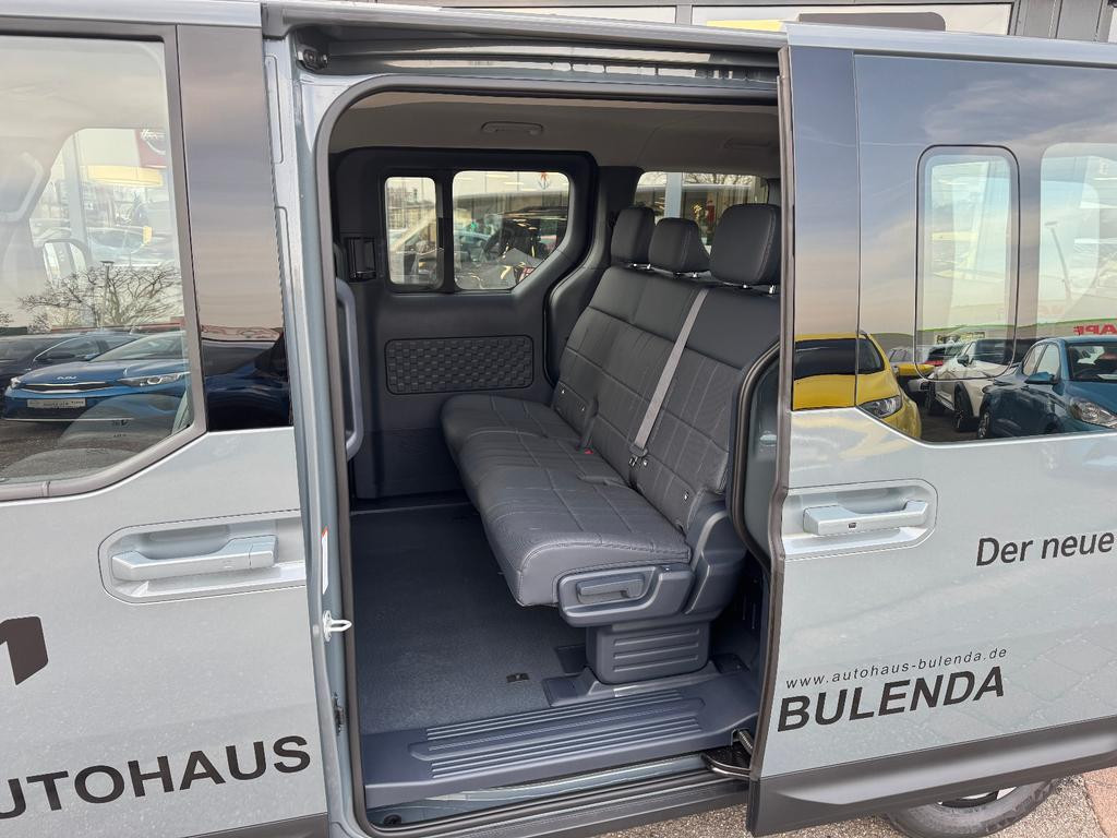 Kia PV5 Passenger