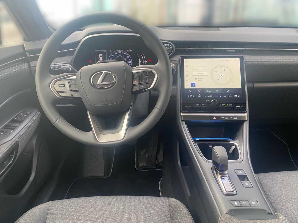 Lexus LBX