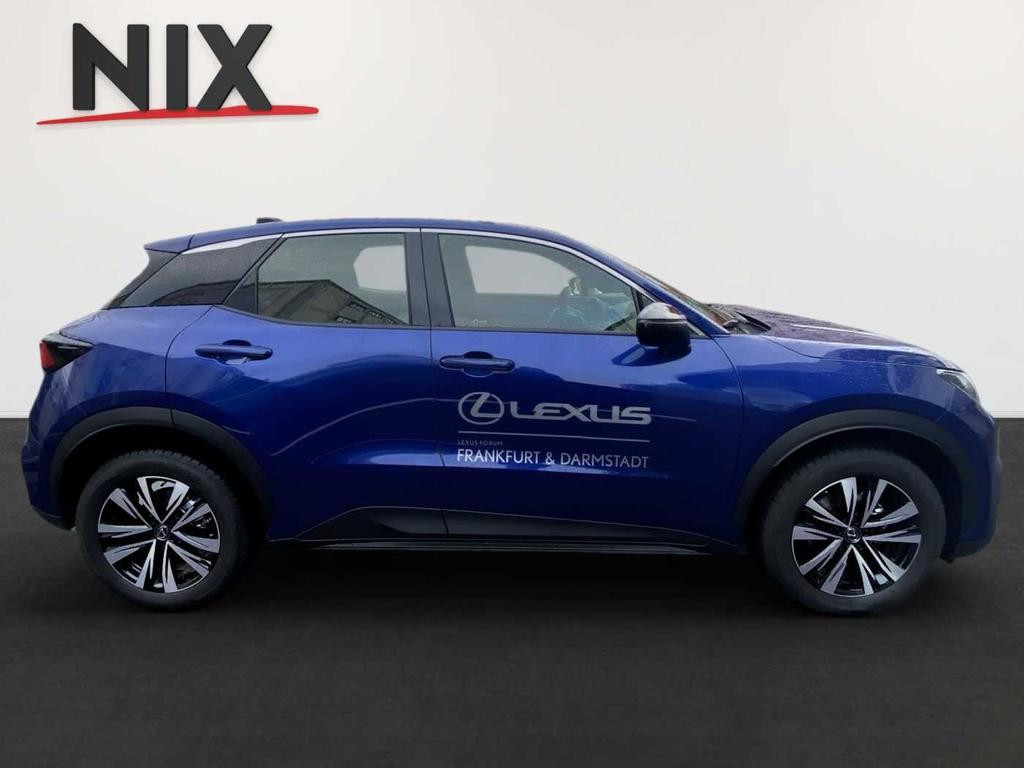 Lexus LBX