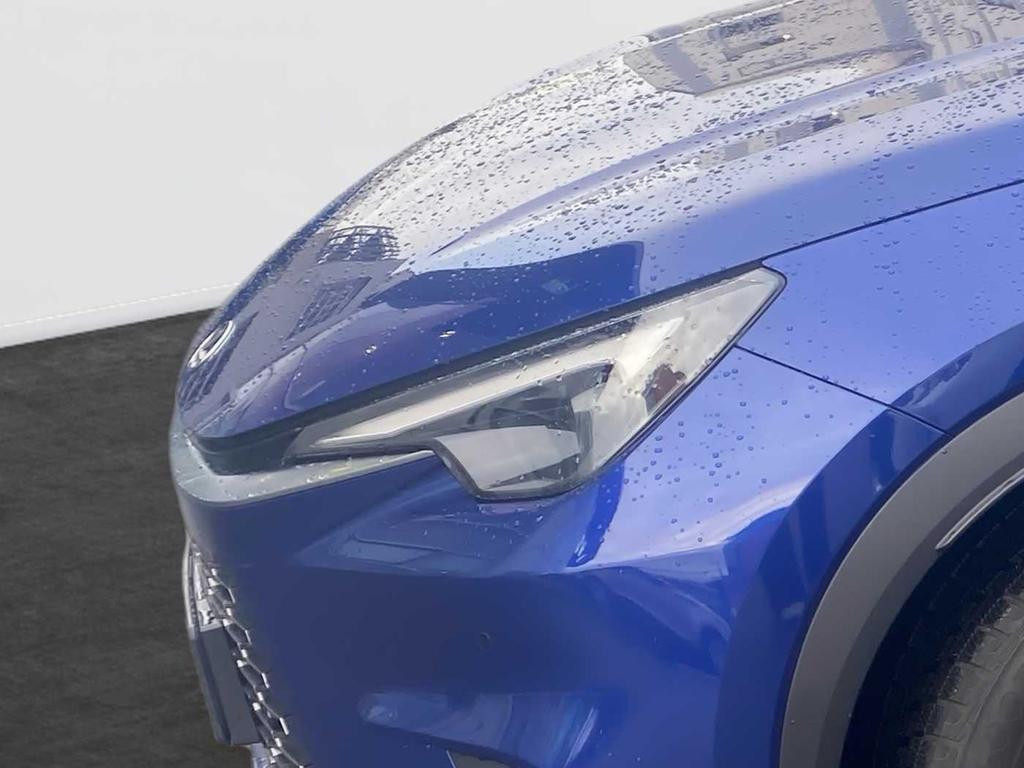 Lexus LBX