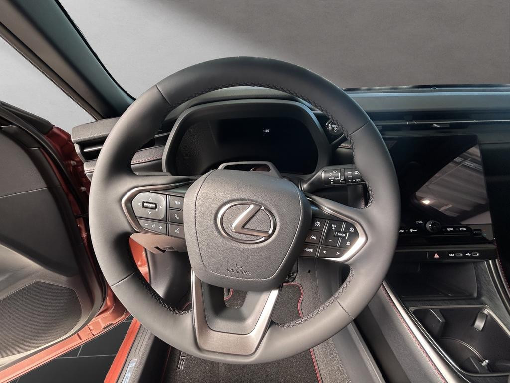Lexus LBX