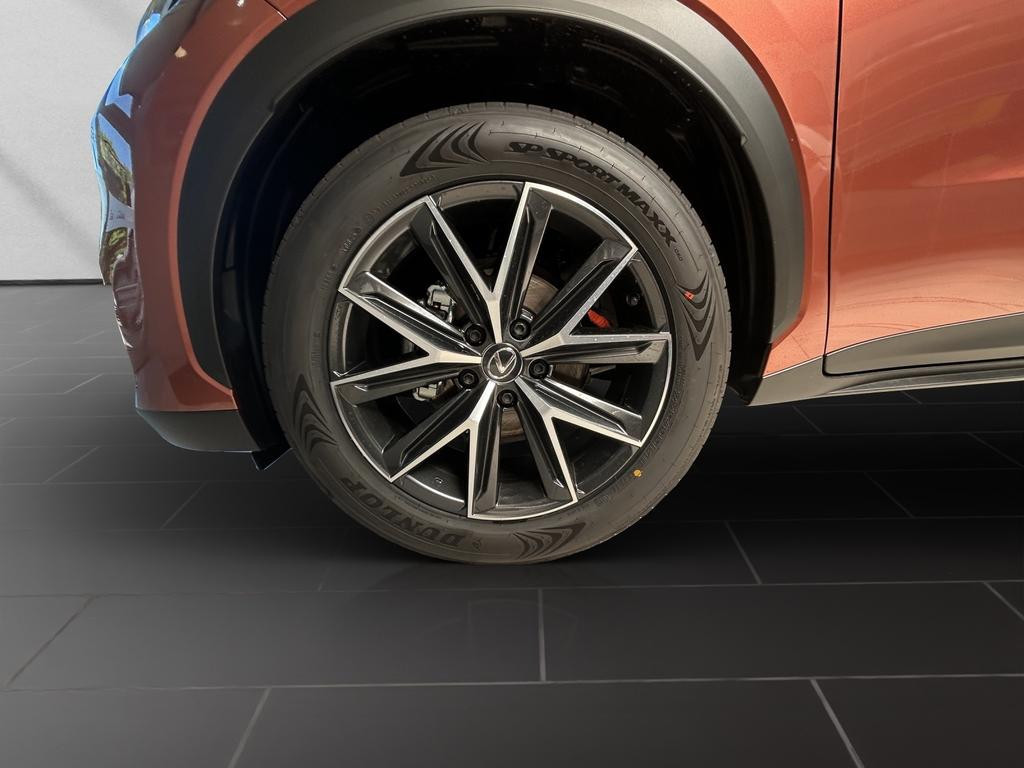 Lexus LBX