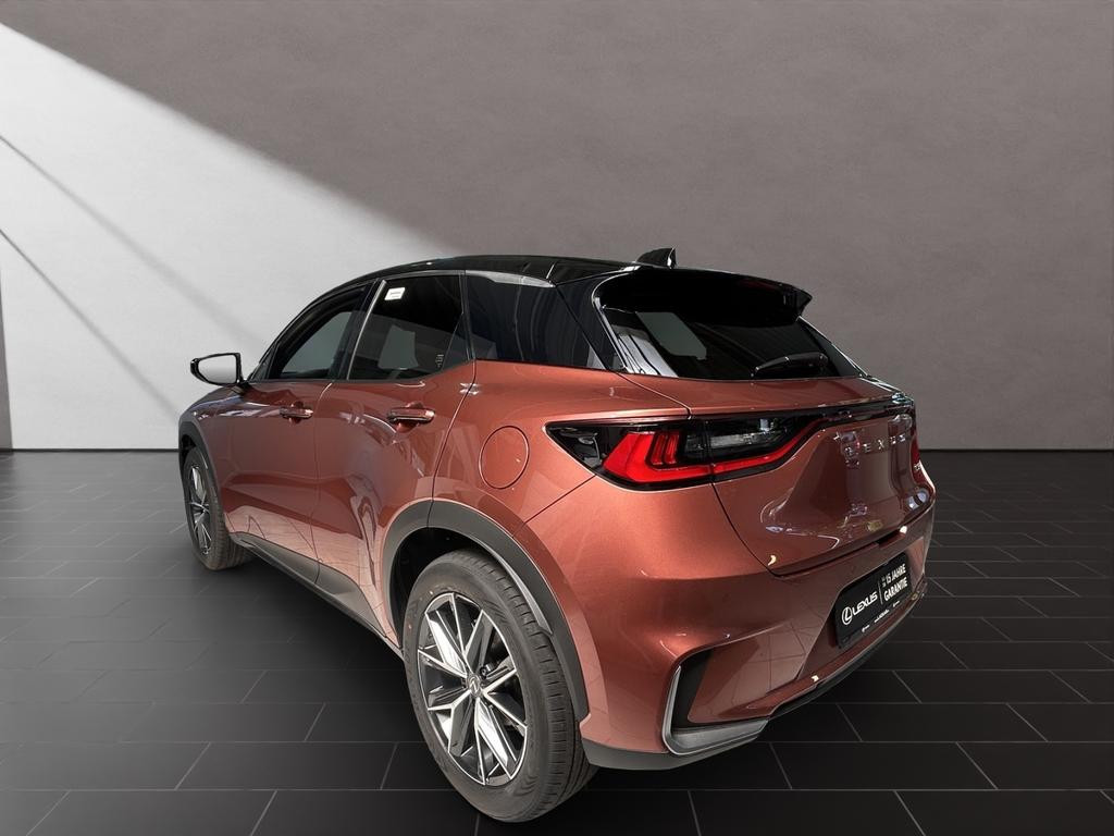 Lexus LBX