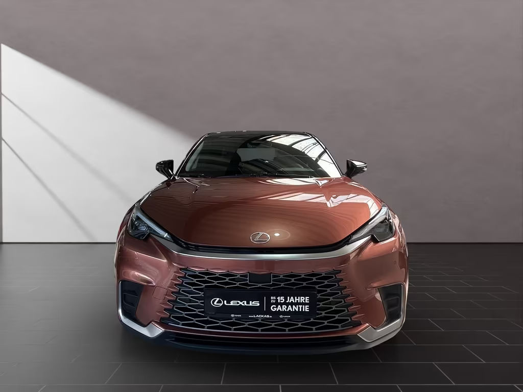 Lexus LBX