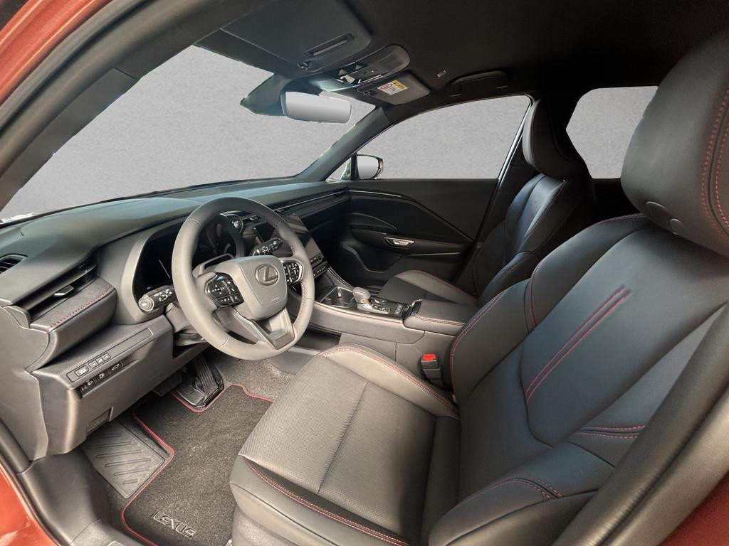 Lexus LBX