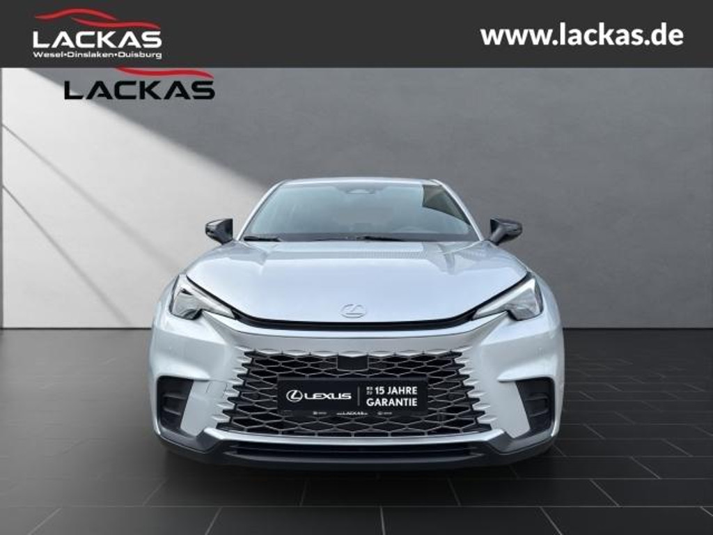 Lexus LBX