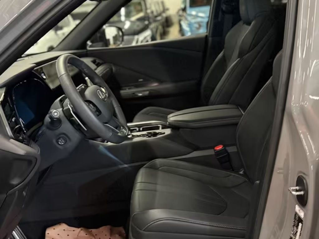 Lexus TX-Serie