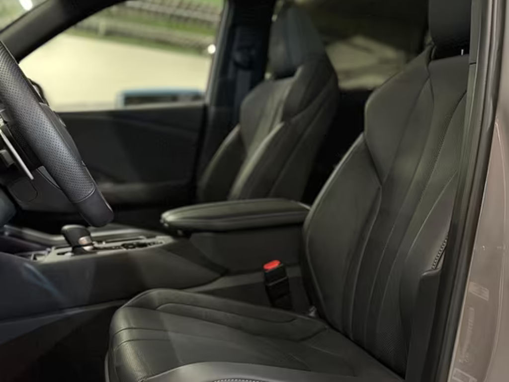 Lexus TX-Serie