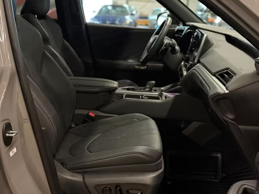 Lexus TX-Serie