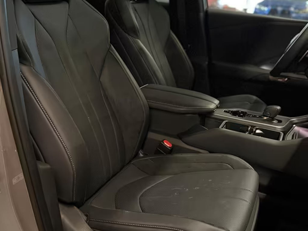 Lexus TX-Serie