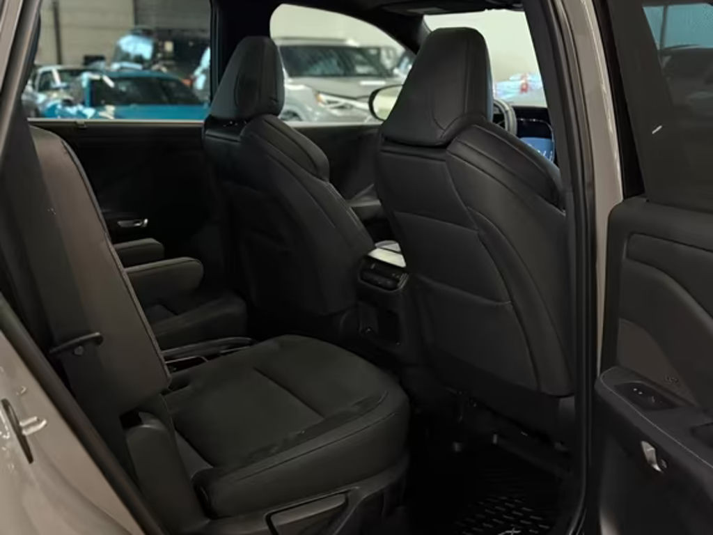 Lexus TX-Serie